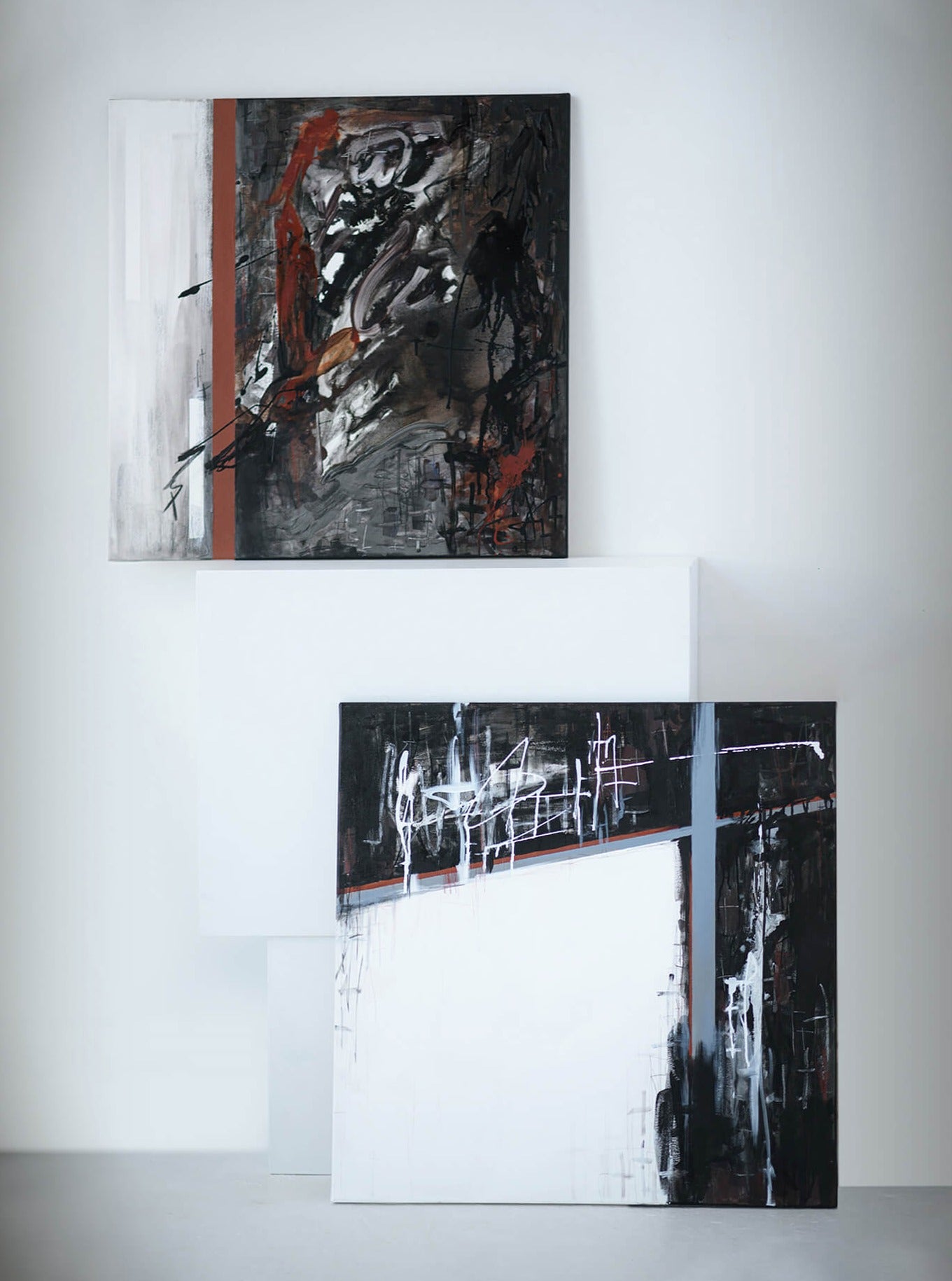 The Coss collection. One-of-a-kind abstract artwork. 80x80cm 31.4"x31.4" Acrylic | Mixed Media on canvas painting. Burnt sienna, gray, black and white colors. Stretched canvas. Ready to hang. Unframed. Paintings for modern interiors.